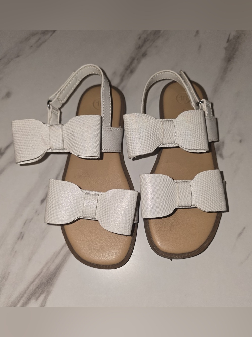 Cat & Jack Toddler Girls White Bow Sandals Size 10 Hook and Loop Ankle Strap